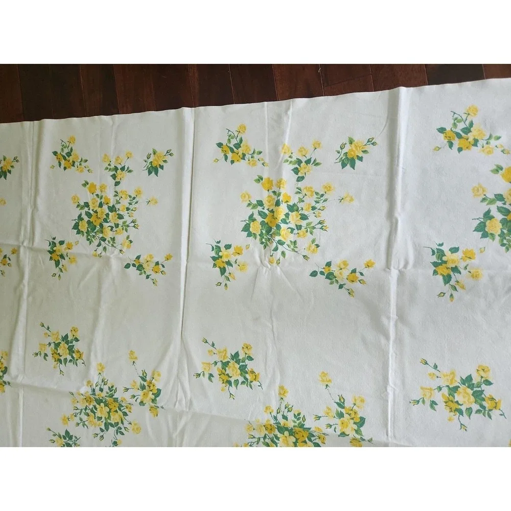 Vtg 50s Wilendur Printed Cotton Tablecloth Yellow Roses 66